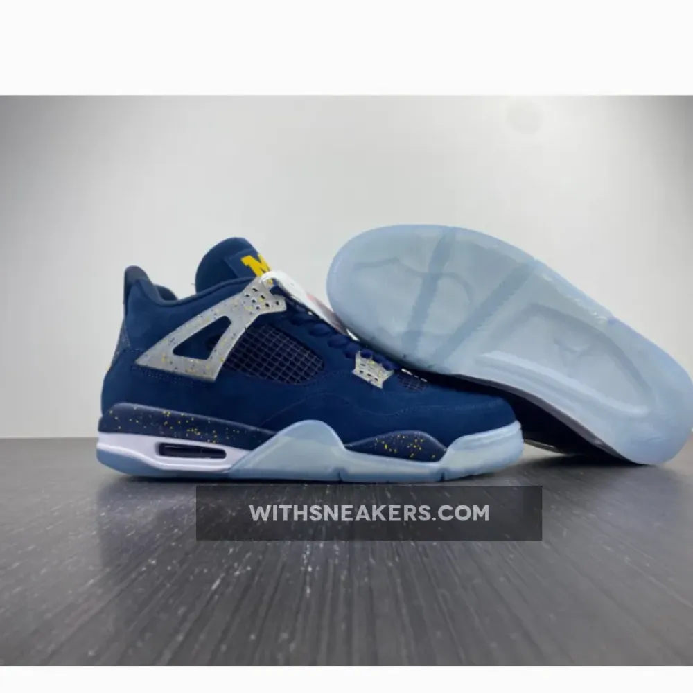 Air Jordan 4 Retro 'Michigan Wolverines' PE