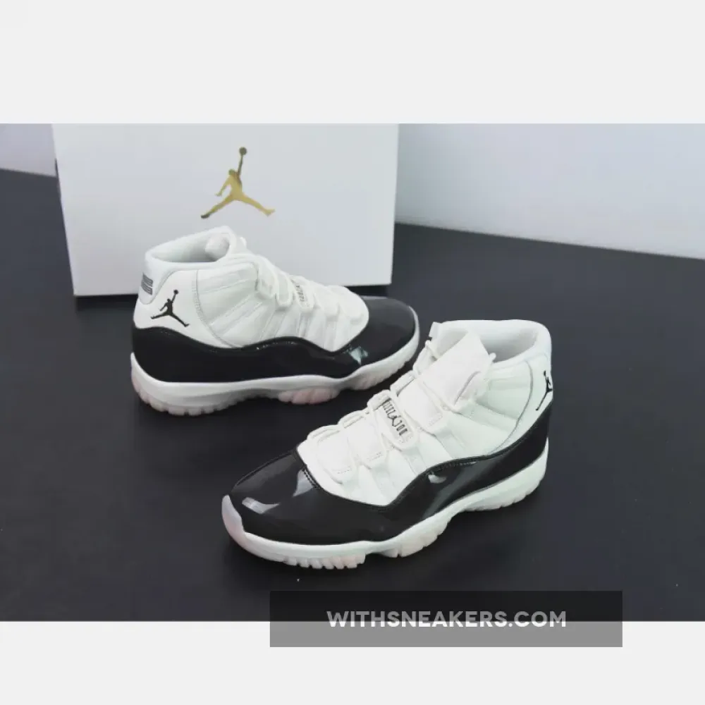 Air Jordan 11 Neapolitan Sail/Velvet Brown-Atmosphere AR0715-101