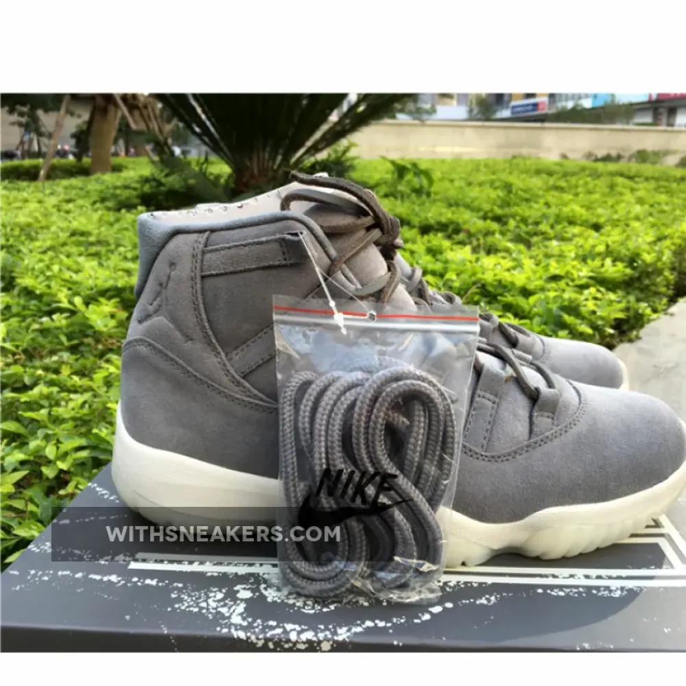 Nike Yeezy 350 V2 Grey/White 914433-003