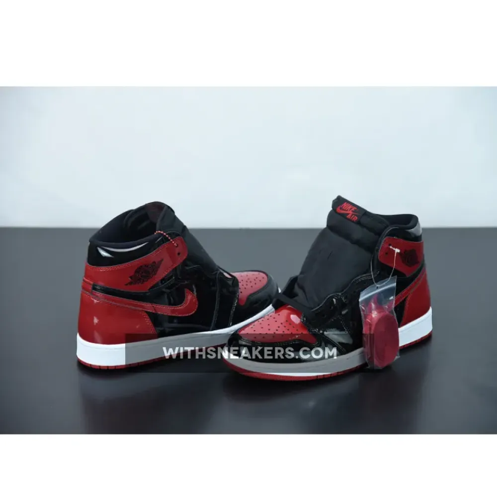 Nike Air Jordan 1 High OG 'Bred Patent' Black/White/Varsity Red 555088-063