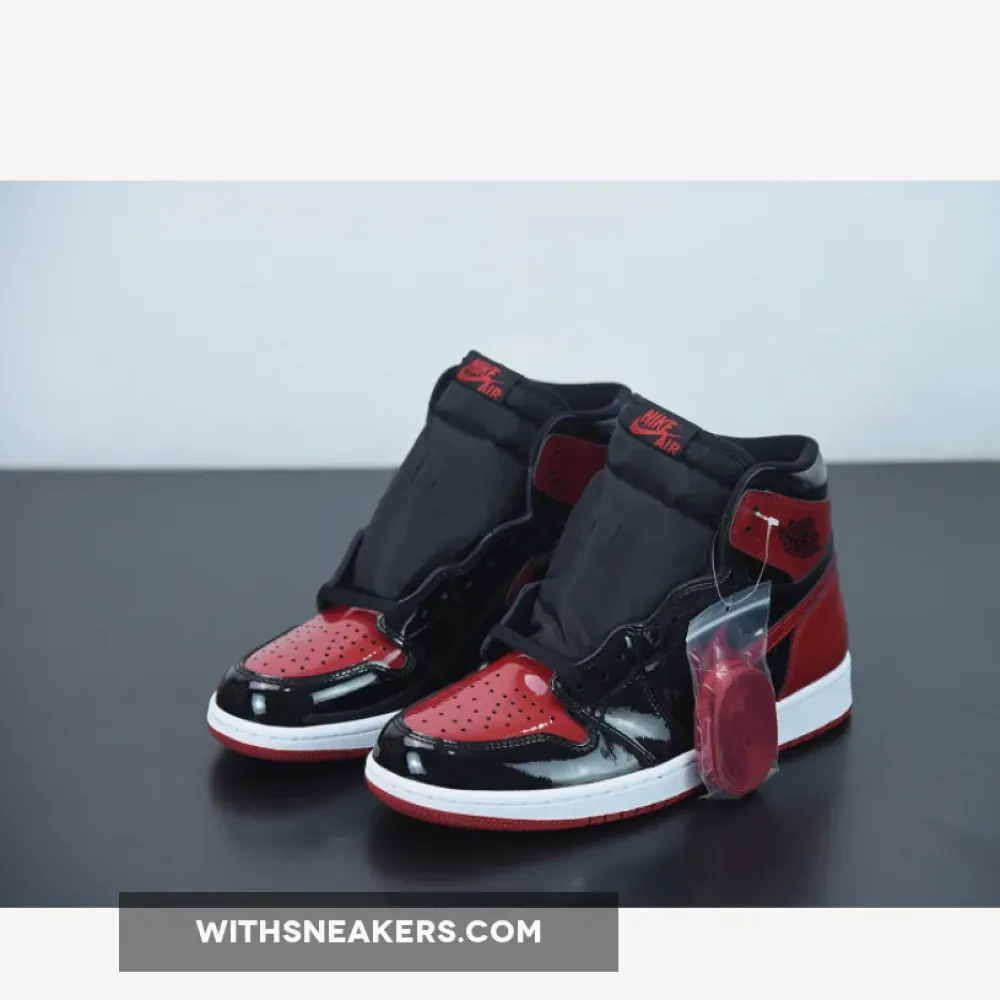 Nike Air Jordan 1 High OG 'Bred Patent' Black/White/Varsity Red 555088-063