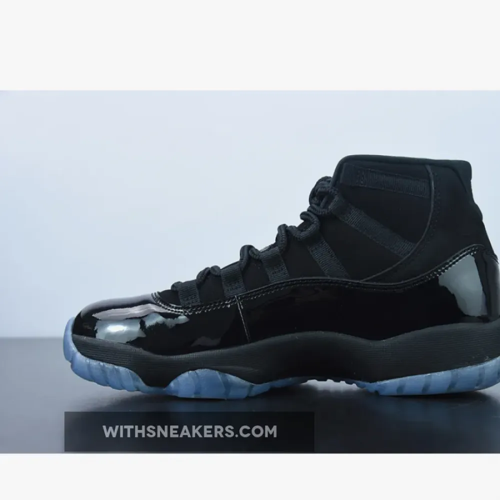 Jordan 11 Cap and Gown Black/Metallic Silver/White 378037-005