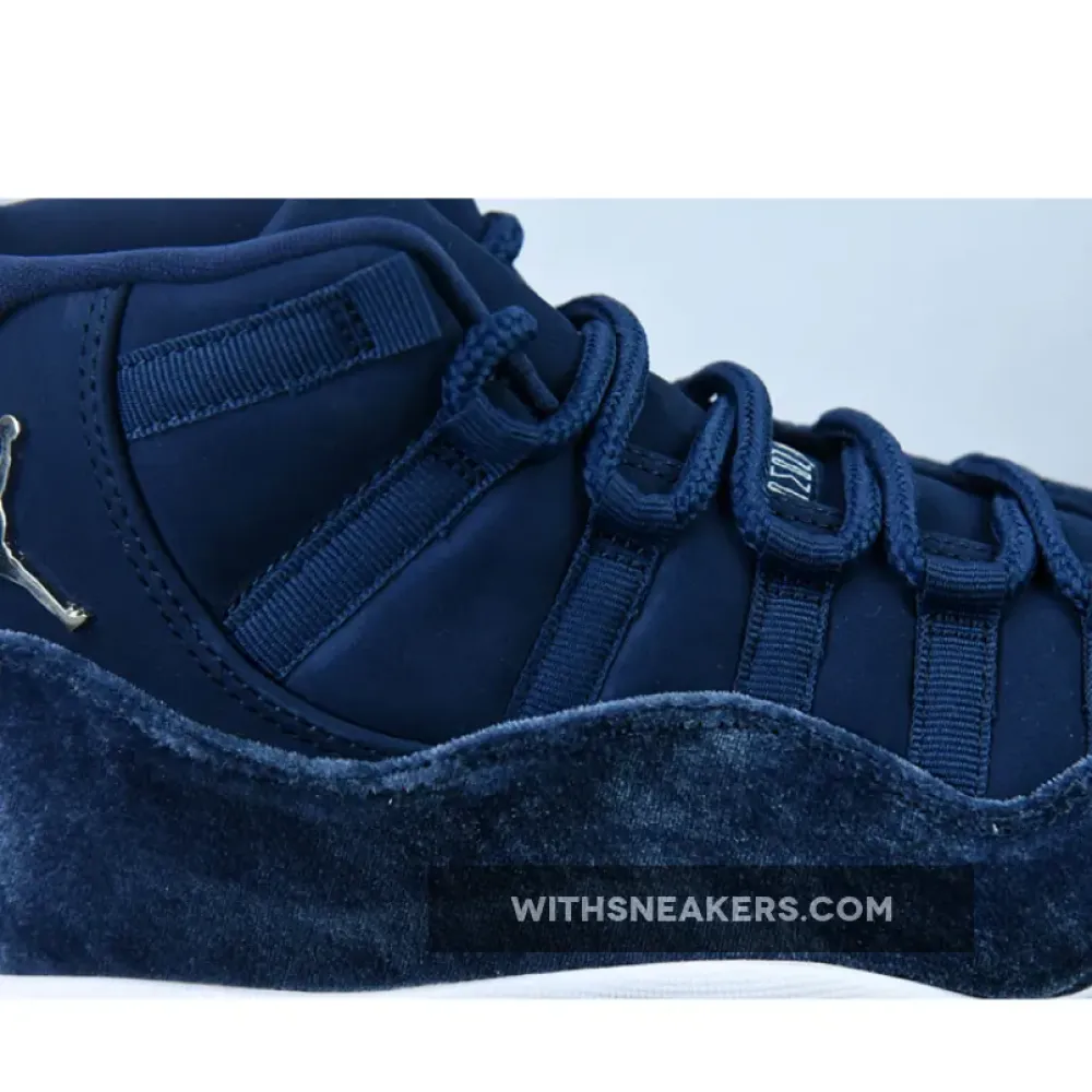 Air Jordan 11 Midnight Navy/Metallic Silver-White AR0715-441