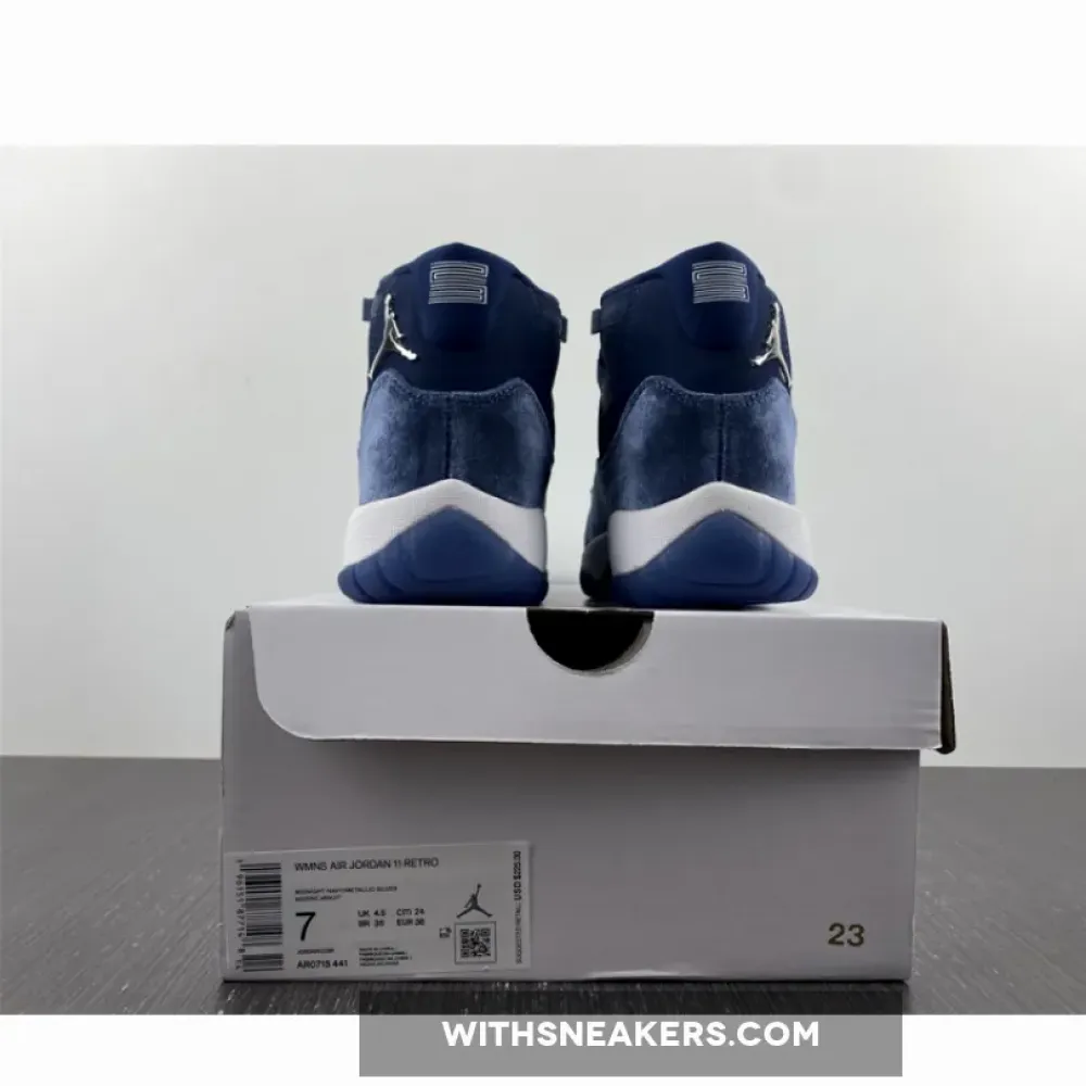 Air Jordan 11 Midnight Navy/Metallic Silver-White AR0715-441