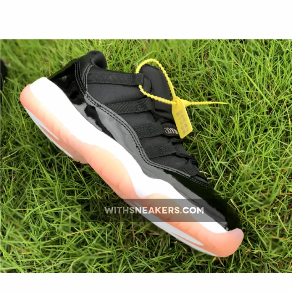 Air Jordan 11 Low GS Black/Bleached Coral/White 580521-013