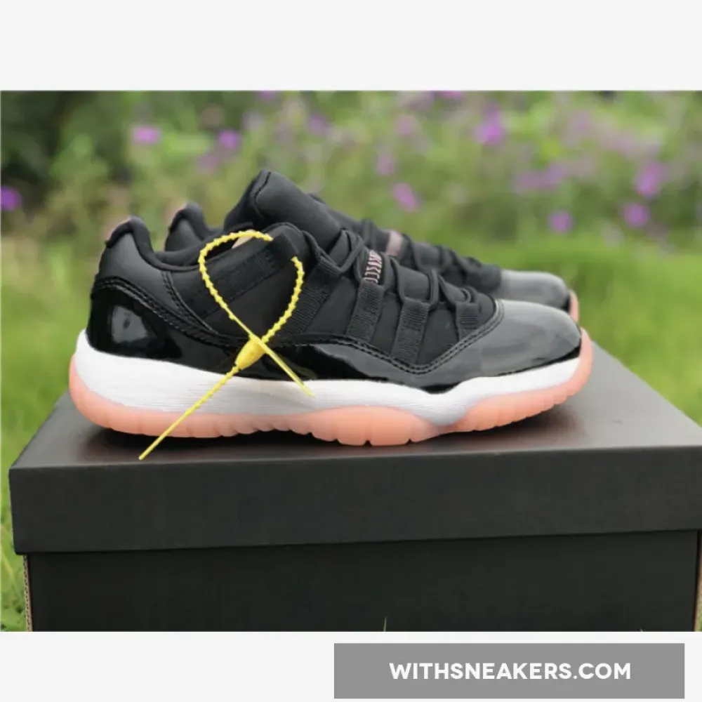 Air Jordan 11 Low GS Black/Bleached Coral/White 580521-013