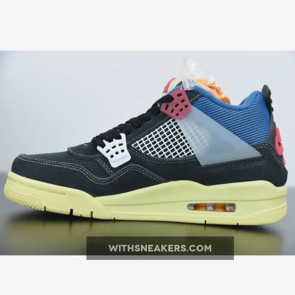 Union x Air Jordan 4 Off Noir/Brigade Blue/Dark Smoke Grey/Light Fusion Red DC9533-001