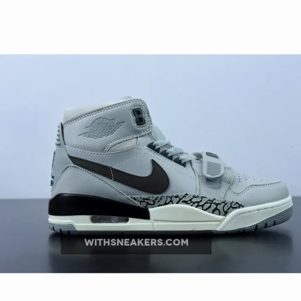 Nike Air Jordan Legacy 312 Wolf Grey/Light Graphite-Sail AV3922-002