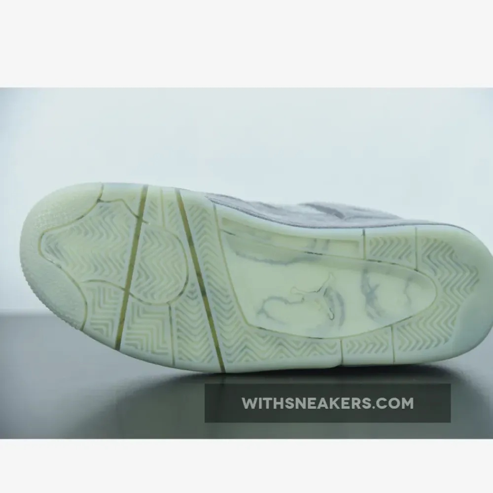 Air Jordan 4 Retro 'Kaws X' Cool Grey/White 930155-003