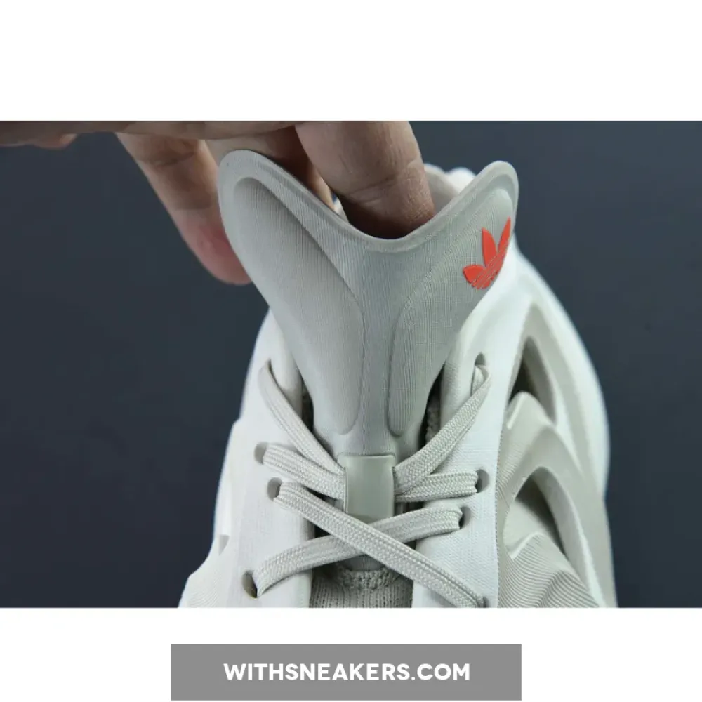 Adidas Yeezy Boost 700 Off-White Aluminium/Chalk White/Solar Red GY4455