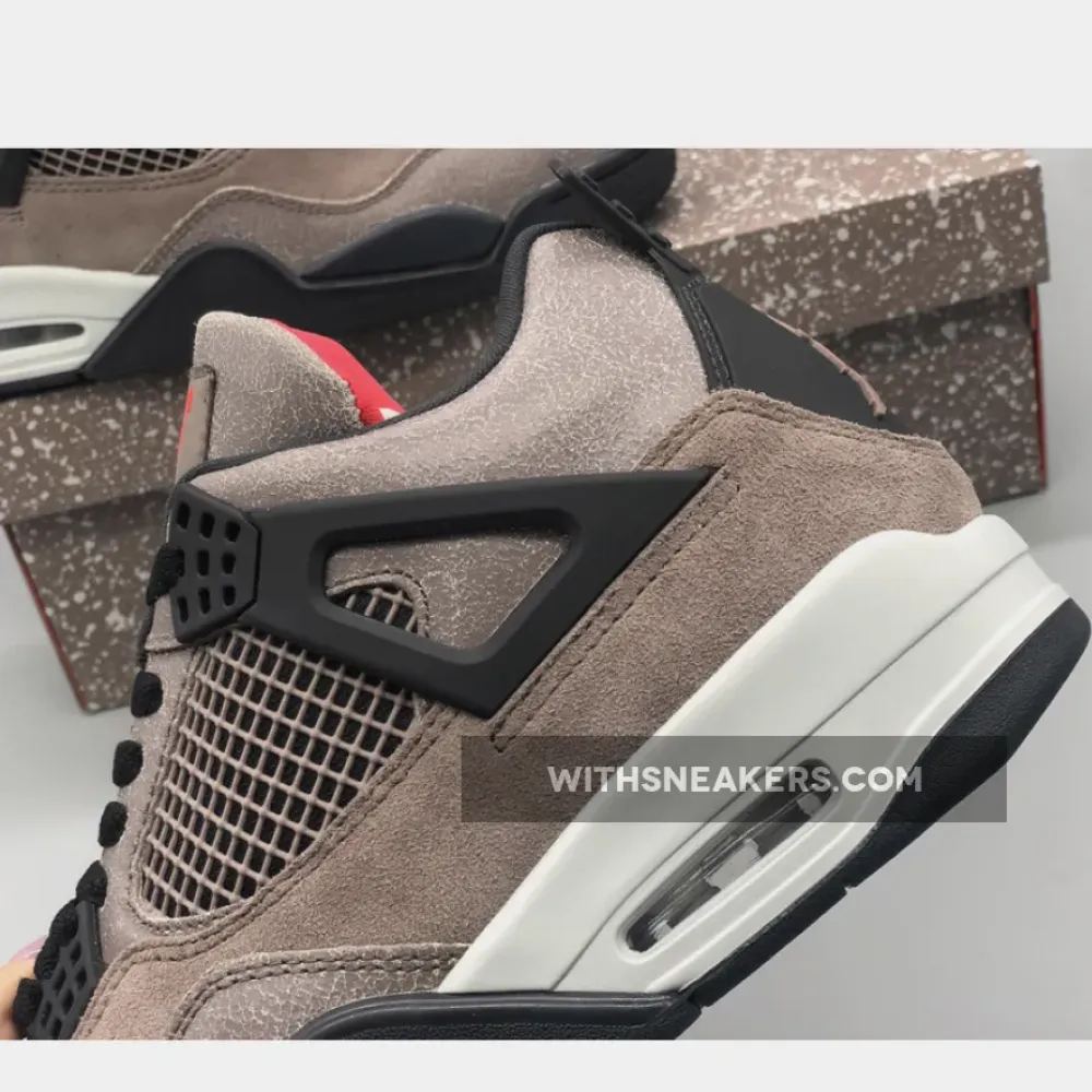 Air Jordan 4 Retro Taupe Haze/Oil Grey/Off White/Infrared 23