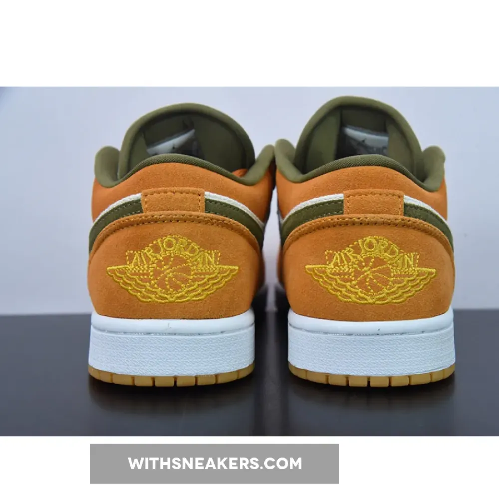 Nike SB Dunk Low Curry/White/Medium Olive DH6931-102