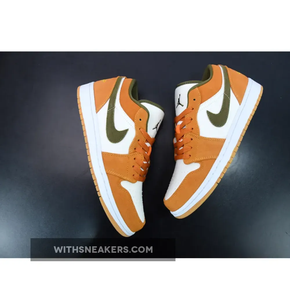 Nike SB Dunk Low Curry/White/Medium Olive DH6931-102